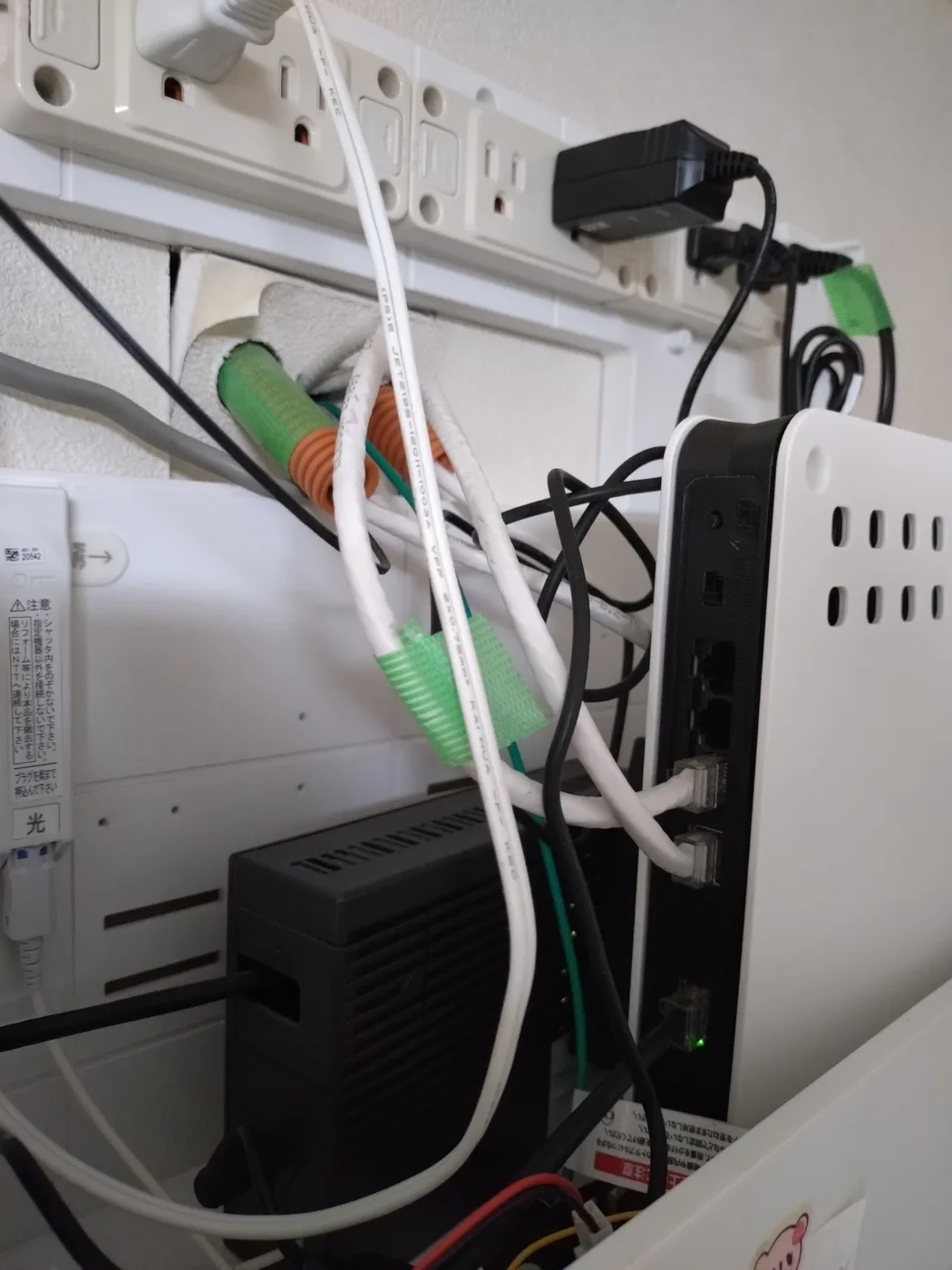 NEC Aterm PA-WX11000T12 LANケーブル付き NEC Aterm WX11000T12レビュー｜生産終了でも買うべき？10GbE NAS